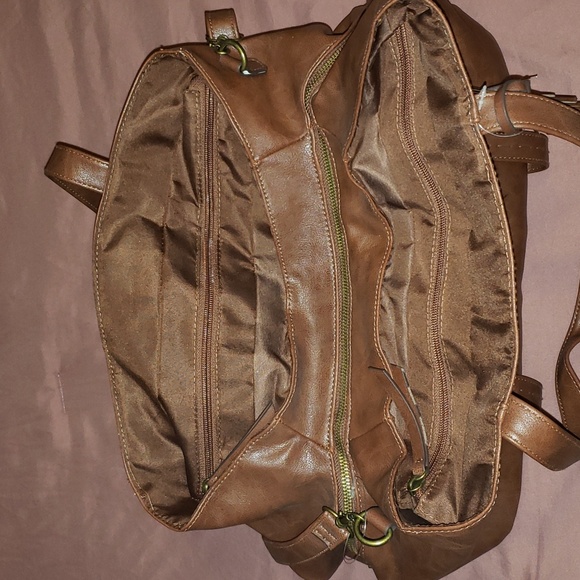 Time and Tru Handbag - Picture 2 of 6